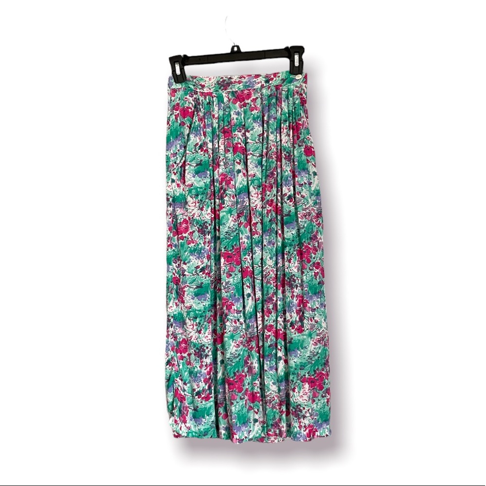 Vintage midi floral skirt